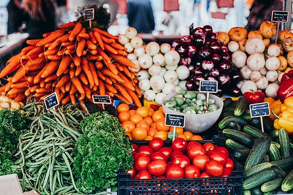 French markets are very traditional in food culture