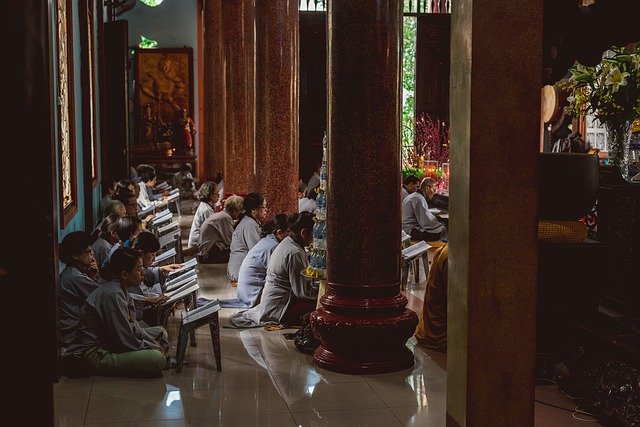 learning language in group