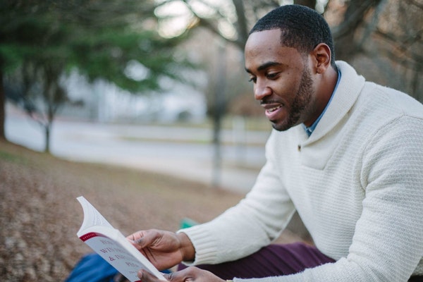 Reading in French is a great langauge learning activity